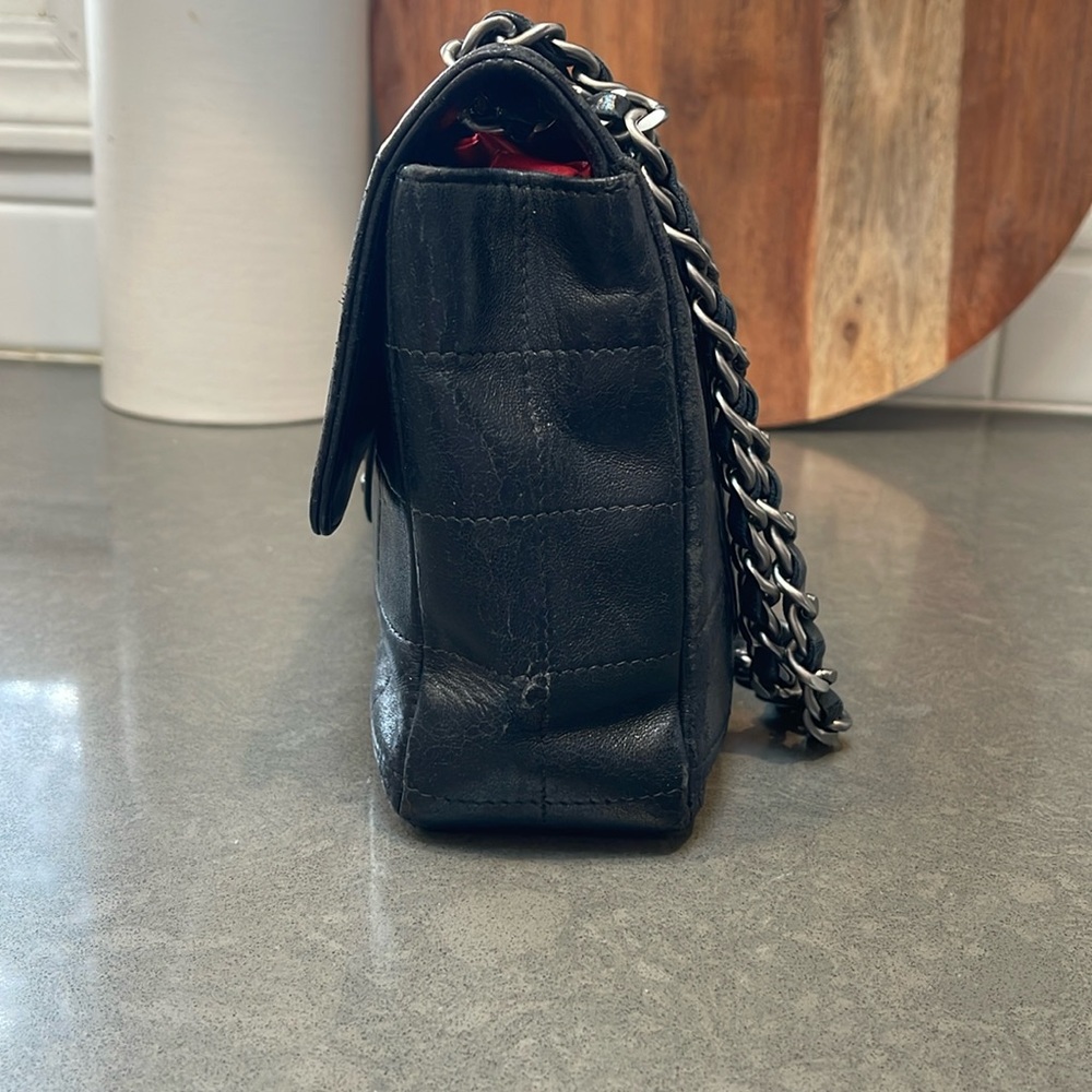 Chanel Chocolate Bar Lambskin Black Flap Bag - Picture 7 of 16